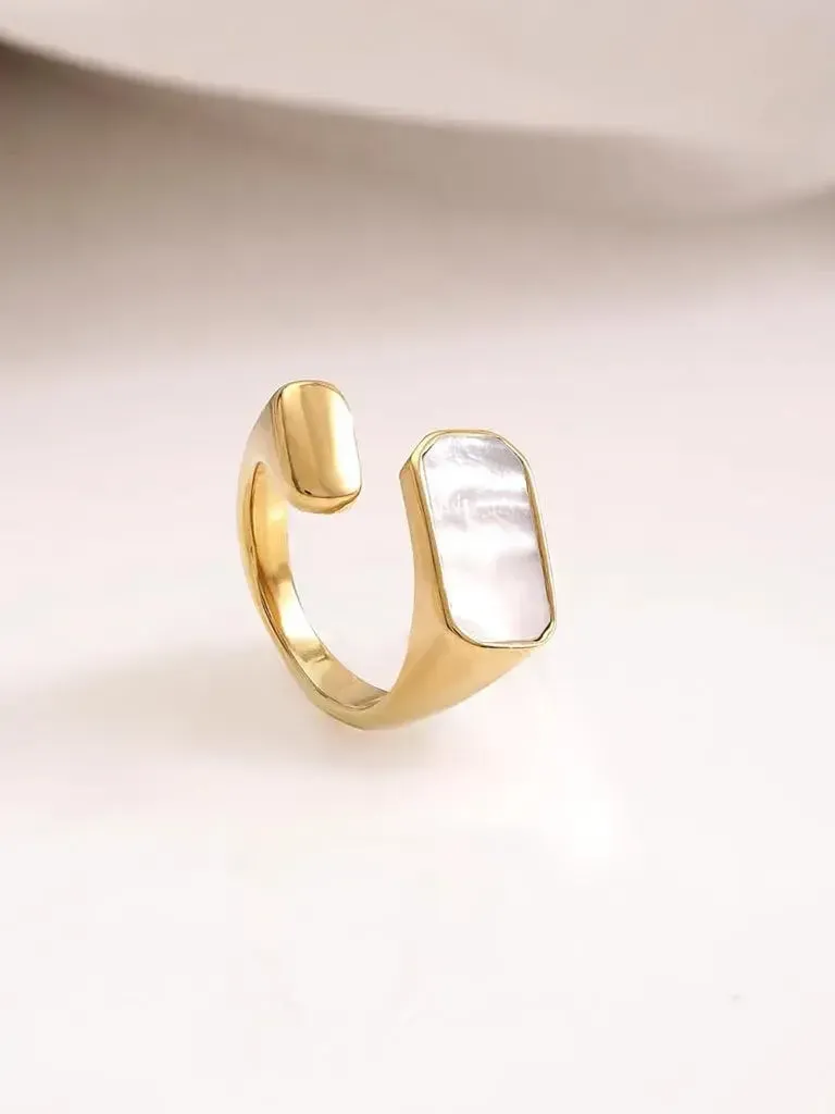 Tora Black & White Ring - Image 2